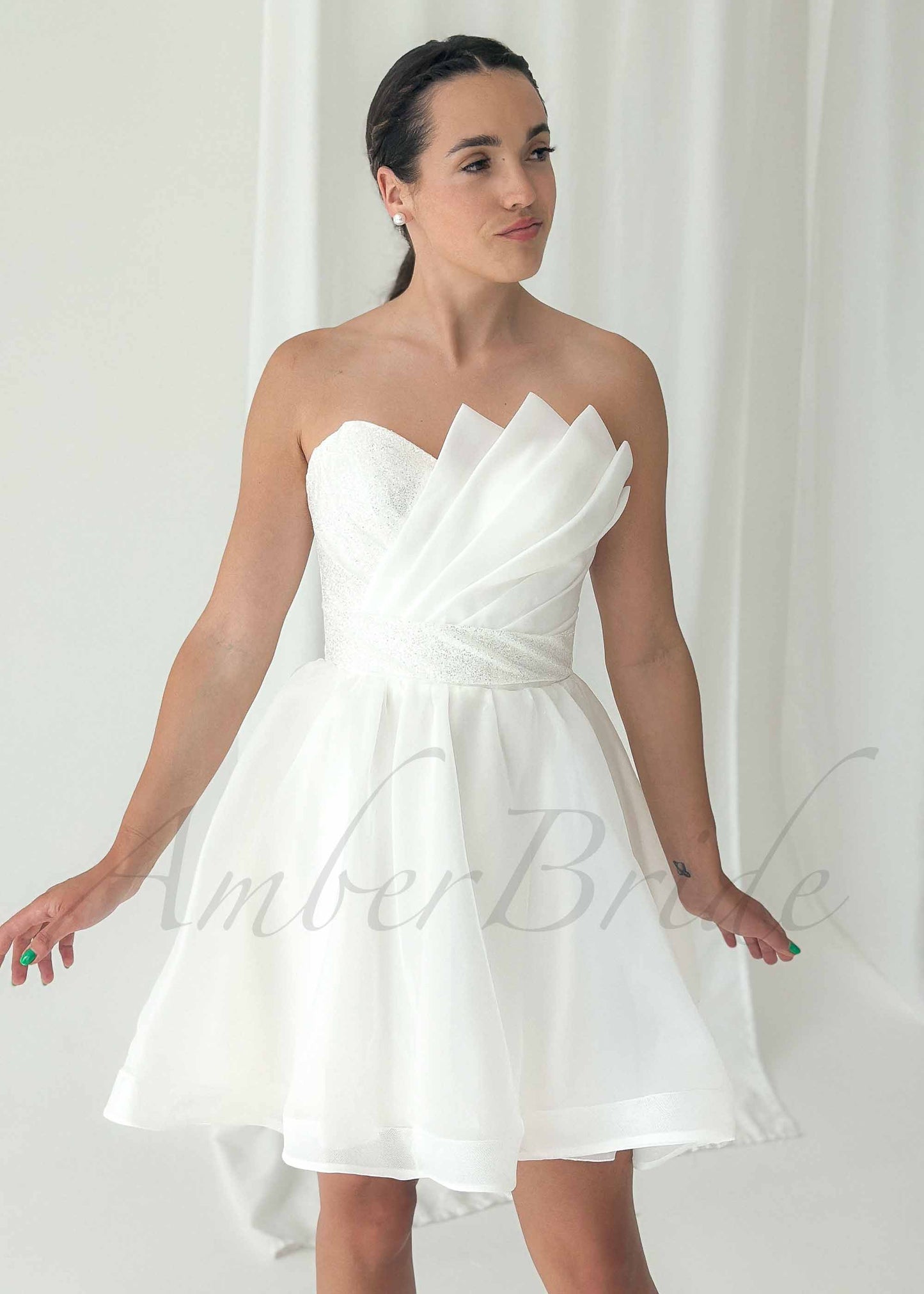 Exquisite Knee Length Organza Dress with Strapless Folded Design