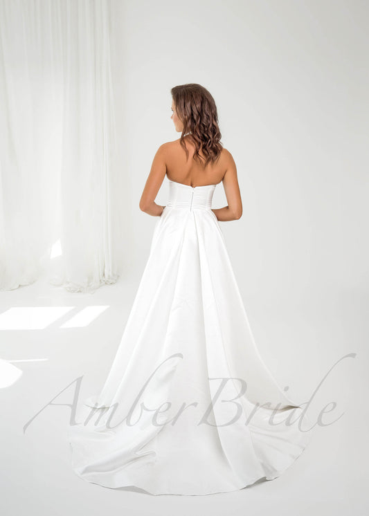 Minimalistic A Line Satin Wedding Dress with Halter Neckline and Open Back