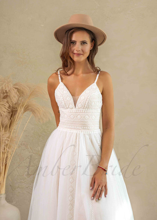 Boho A Line Tulle Wedding Dress with Spaghetti Straps