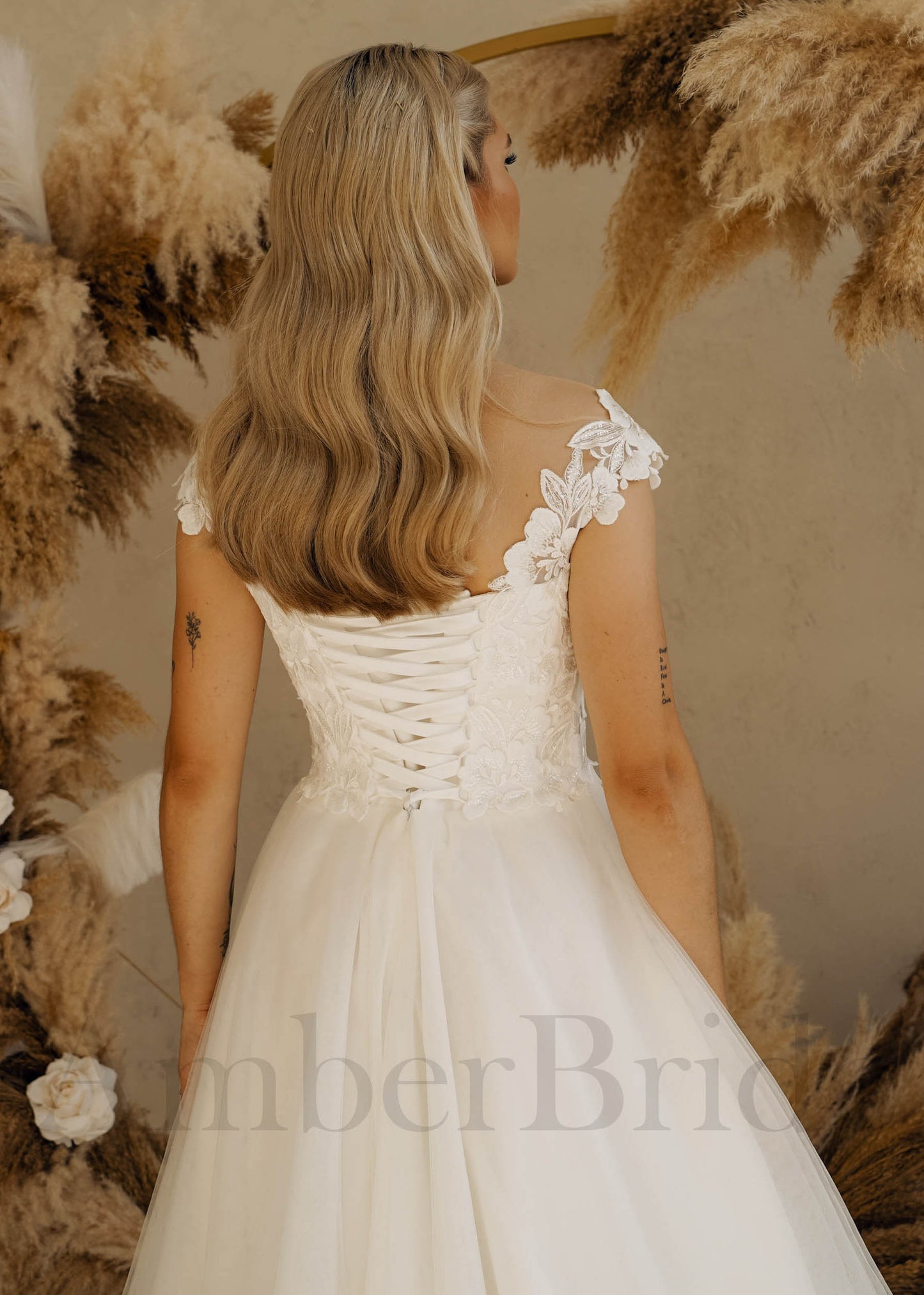 Rustic A Line Tulle Wedding Dress with Flowers and Illusion Design