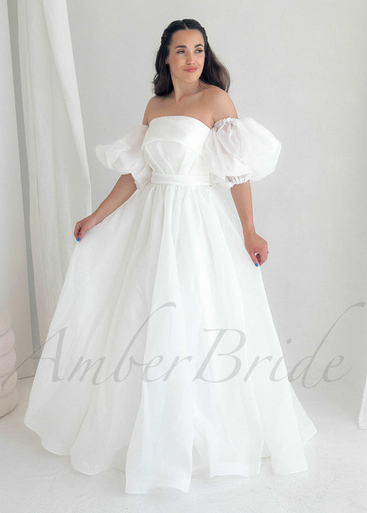 Elegant A Line Organza Wedding Dress with Strapless Design and Puffed Sleeves