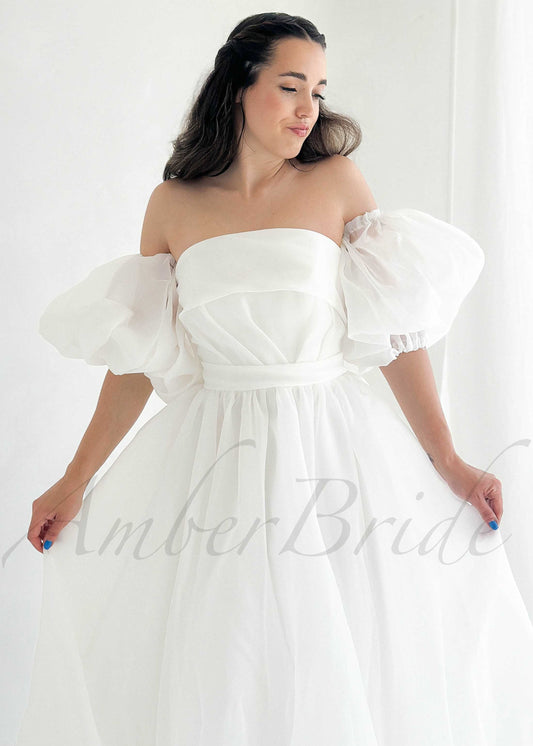 Elegant A Line Organza Wedding Dress with Strapless Design and Puffed Sleeves