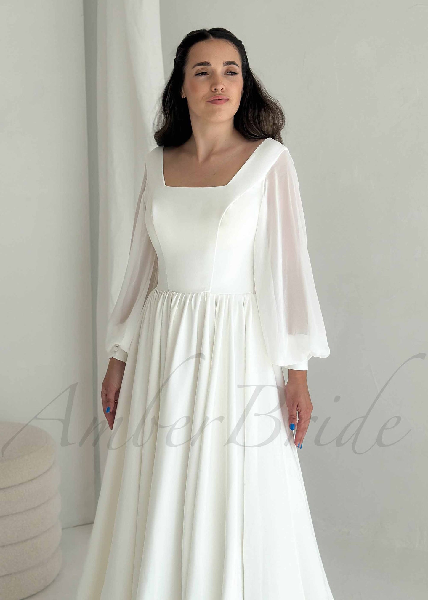 Simple A Line Chiffon Wedding Dress with Square Neck and Puffy Sleeves