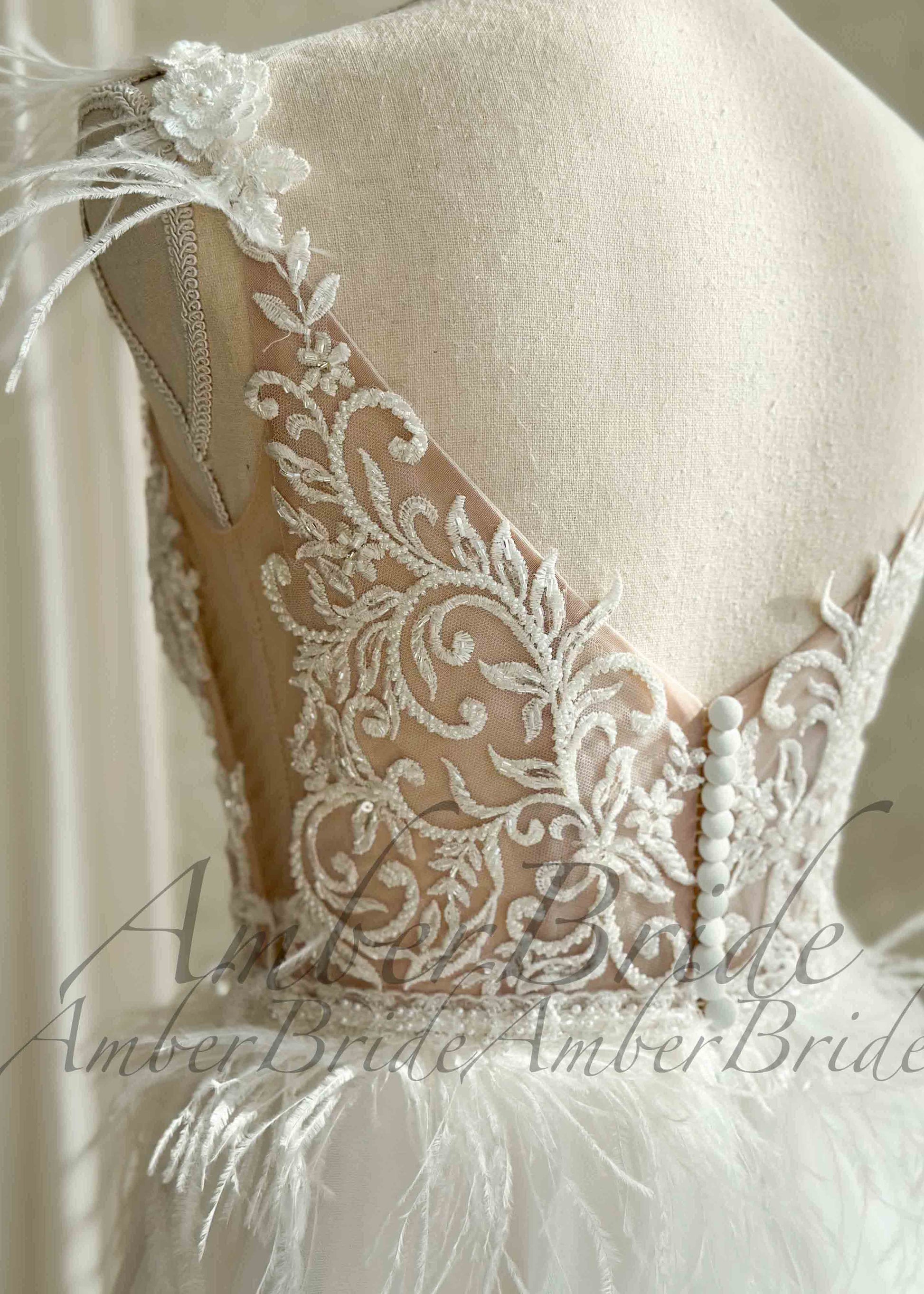STOCK SELL-OUT: Boho A-Line Wedding Dress with Floral Appliques and Feather-Adorned Straps