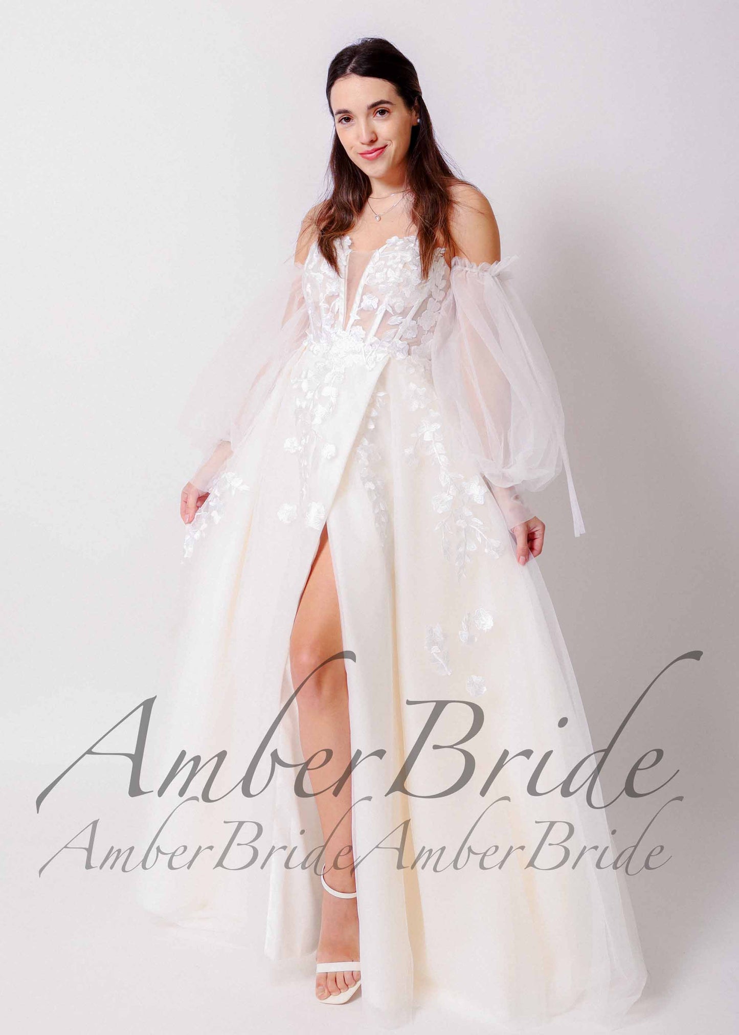 Boho Strapless Wedding Dress with Floral Appliques and Detachable Puffy Sleeves