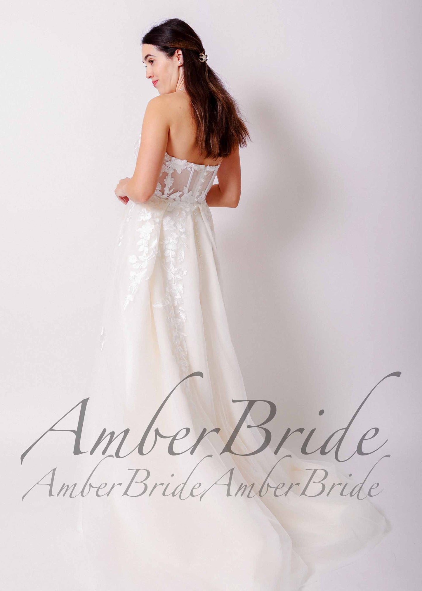 Boho Strapless Wedding Dress with Floral Appliques and Detachable Puffy Sleeves