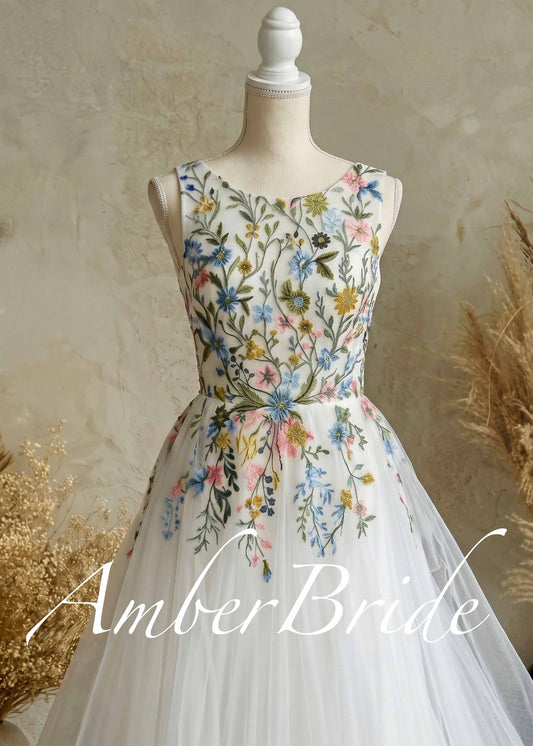 Floral Embroidered Tulle Ball Gown Wedding Dress with Tiered Ruffle Skirt and V-Back