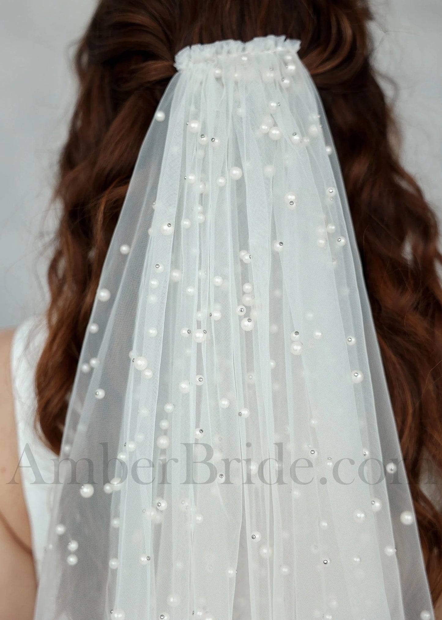 Tulle Pearl Design Bridal Veil with Blusher