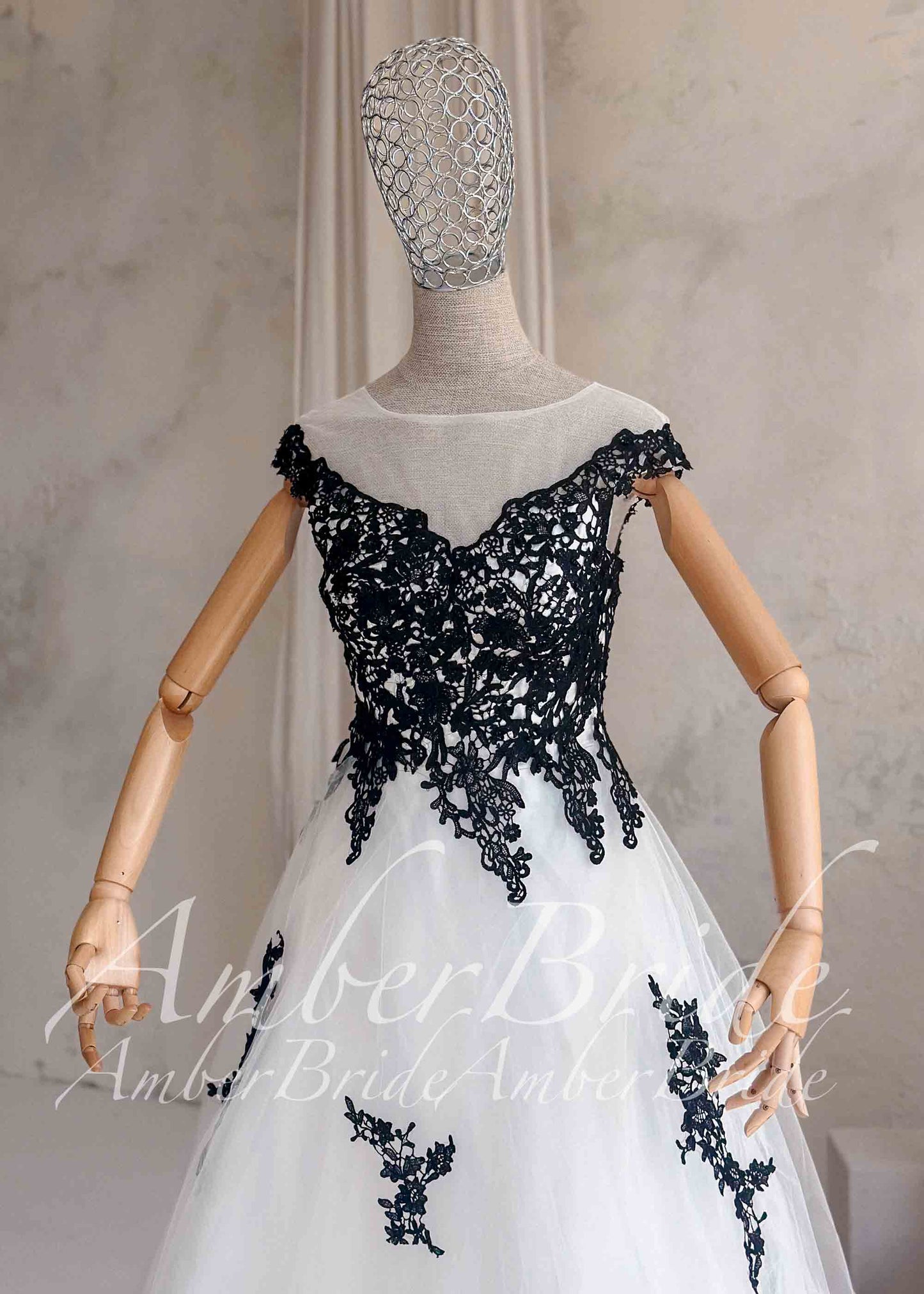 Black Lace Wedding Dress, A-Line Tulle Gothic Bridal Gown with Cap Sleeves and Long Train