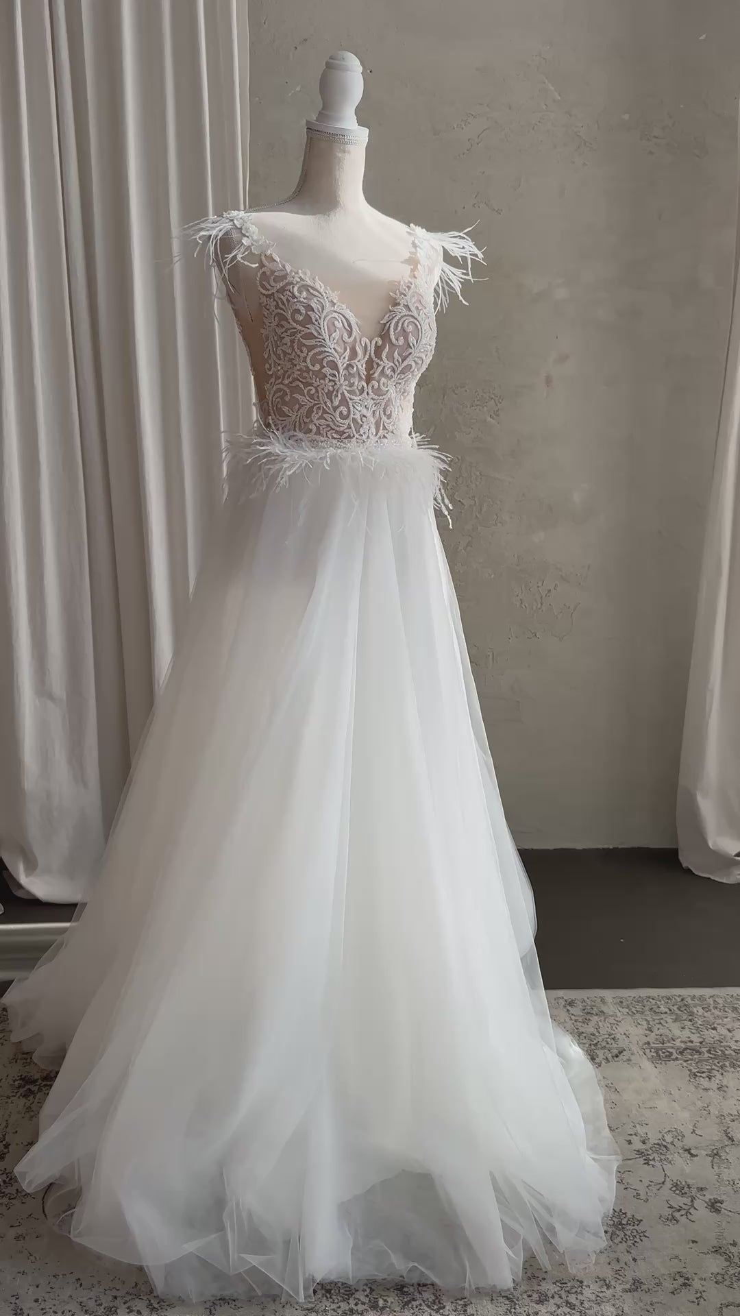 STOCK SELL-OUT: Boho A-Line Wedding Dress with Floral Appliques and Feather-Adorned Straps