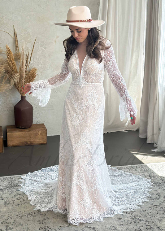 Boho Mermaid Lace Wedding Dress with Long Sleeve and Backless Design