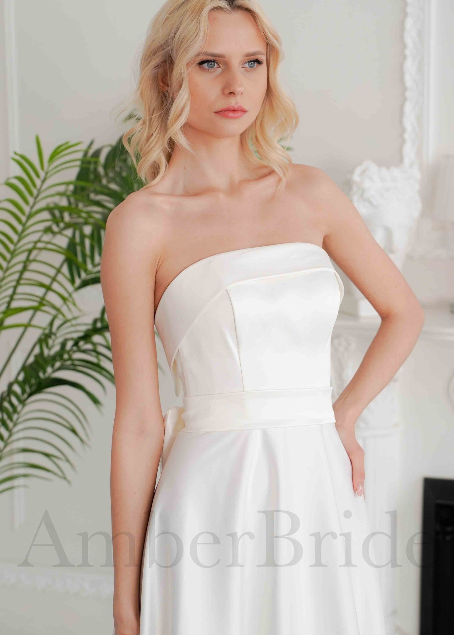 Classic A-Line Satin Wedding Dress with Strapless Straight Neckline