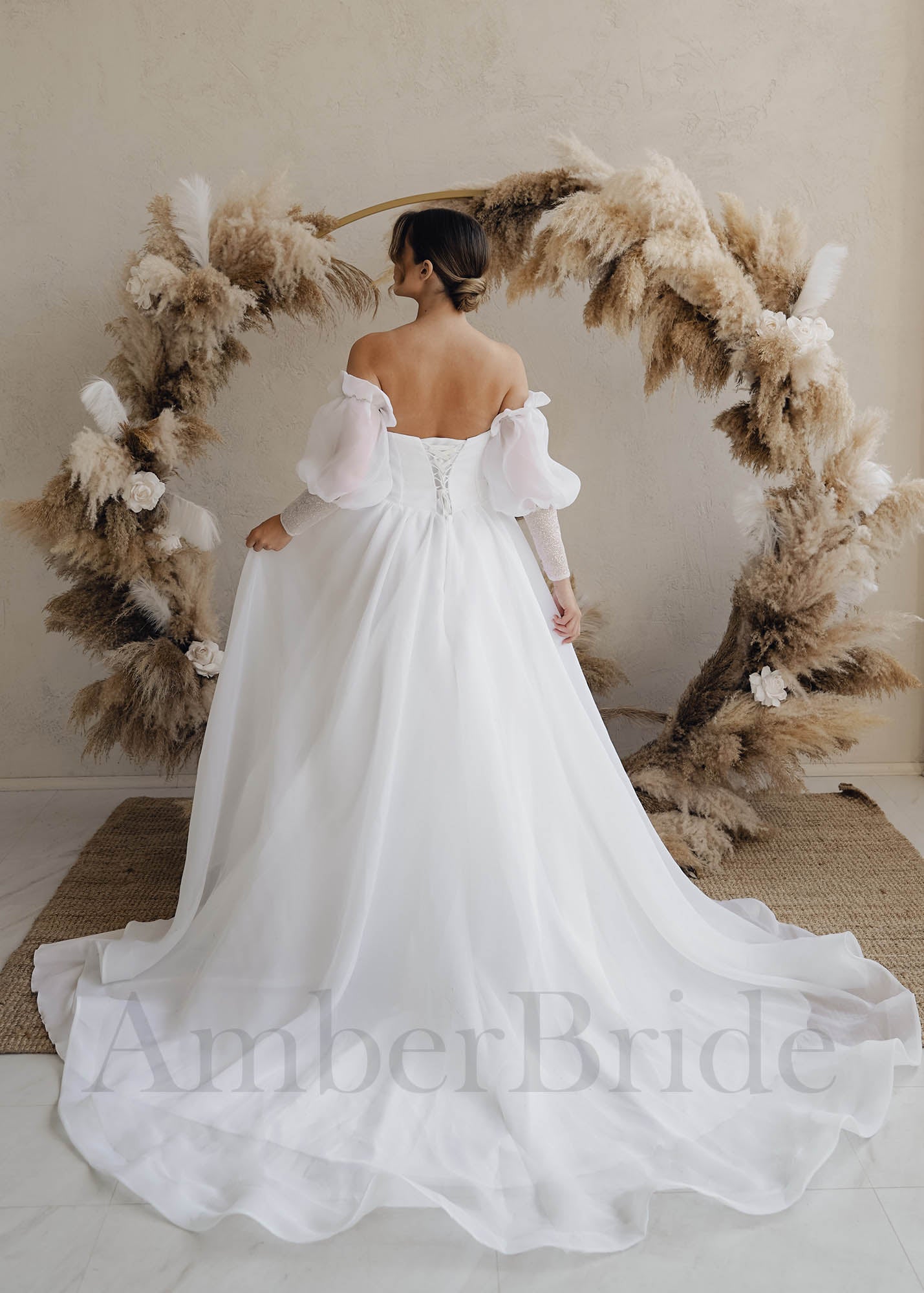 Glamorous and Sparkling Organza A-Line Wedding Dress with Bishop Sleeves
