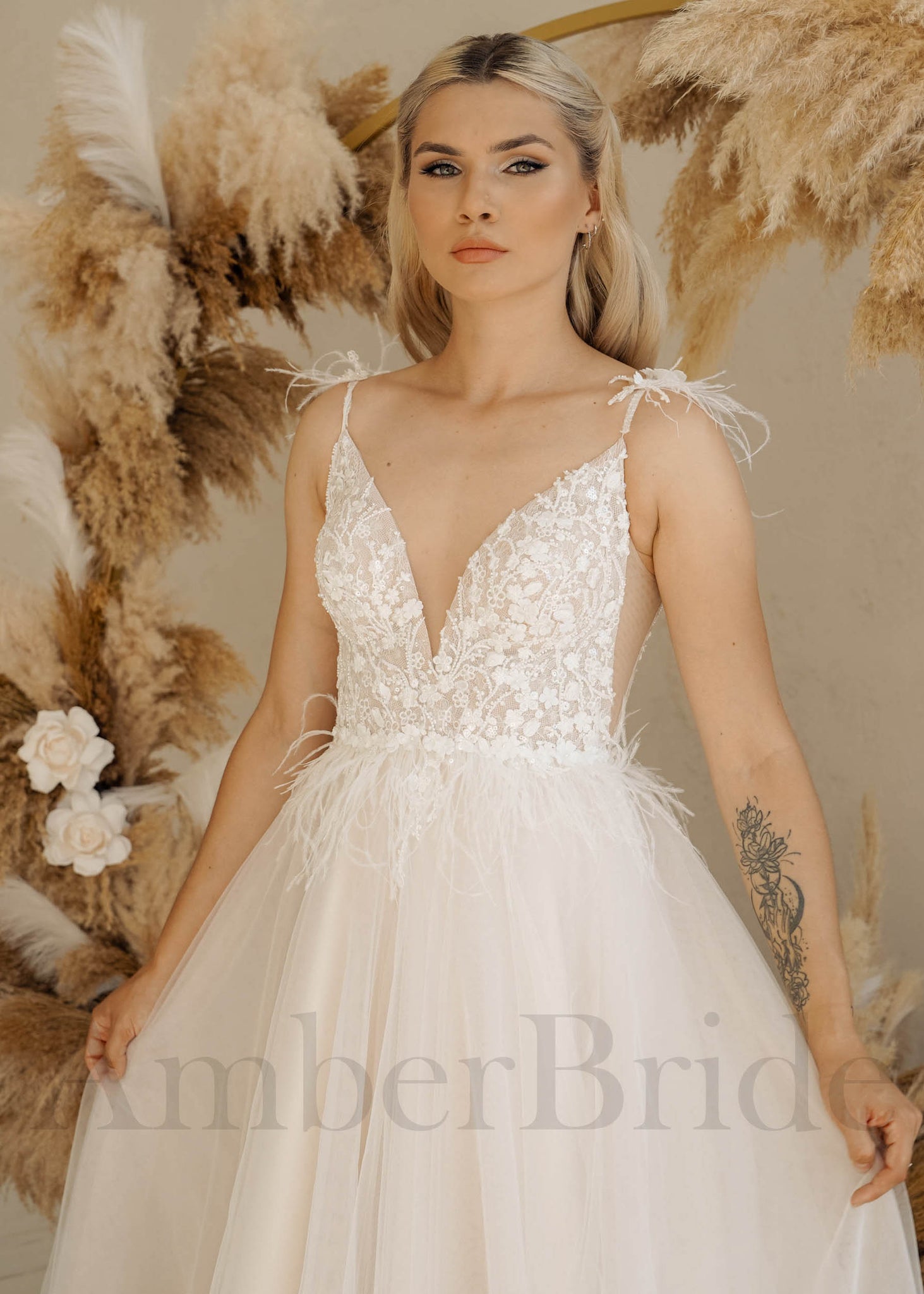 Rustic A Line Floral Wedding Dress with Feathers and Detachable Sleeves