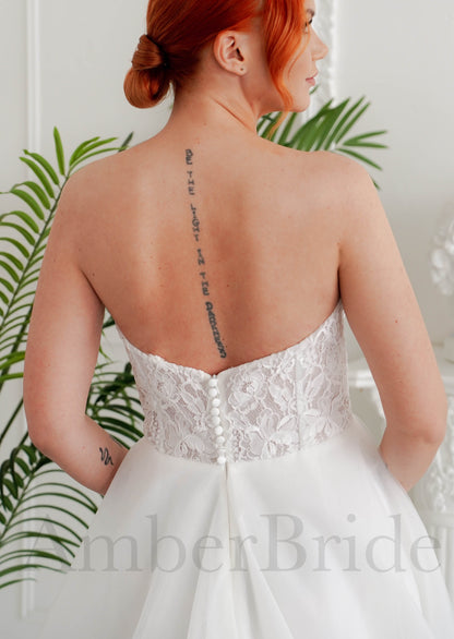 Strapless A Line Tulle Wedding Dress with Sweetheart Neckline and Low Back