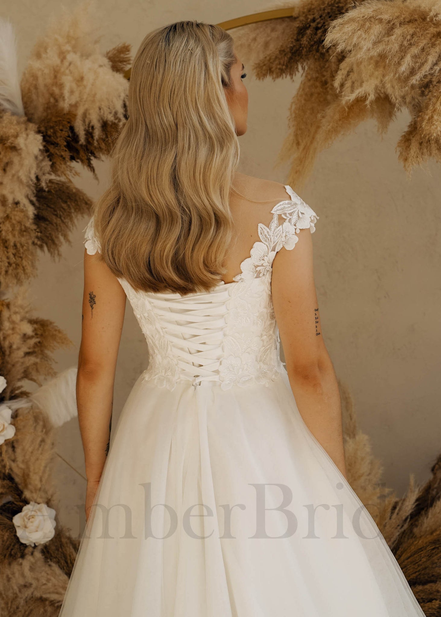 Rustic A Line Tulle Wedding Dress with Flowers and Illusion Design