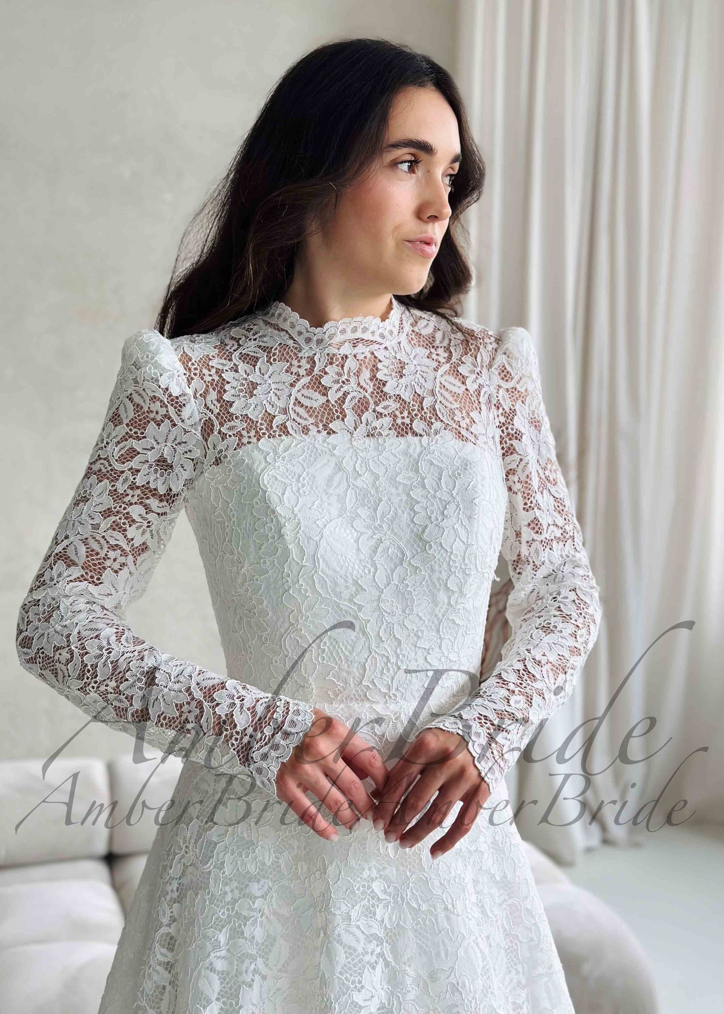 Classic Lace A-Line Wedding Dress with Long Sleeves