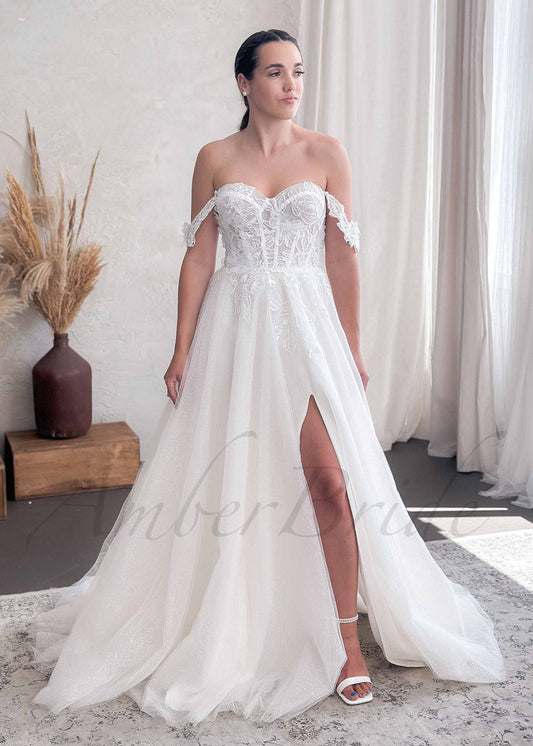 Romantic A Line Tulle Wedding Dress with Detachable Off Shoulder Sleeves