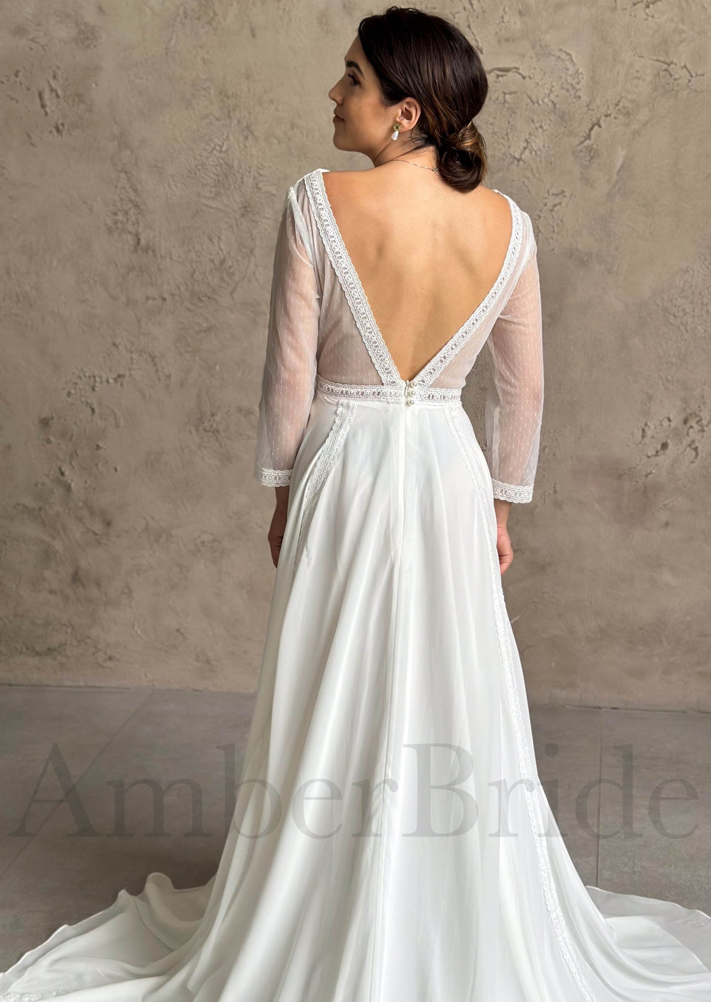 Simple A Line Chiffon Wedding Dress with Long Sleeve and Boho Elements