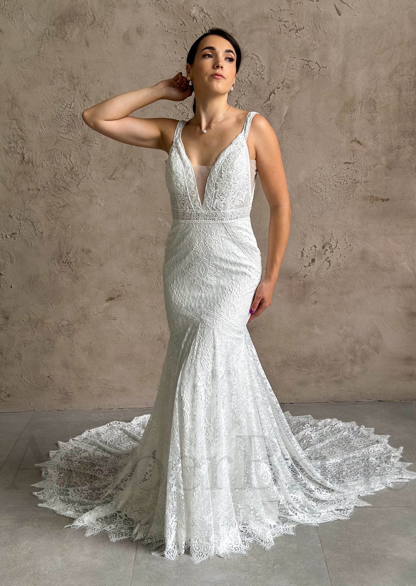 Boho Mermaid Lace Wedding Dress with Backless Design and Spaghetti Straps