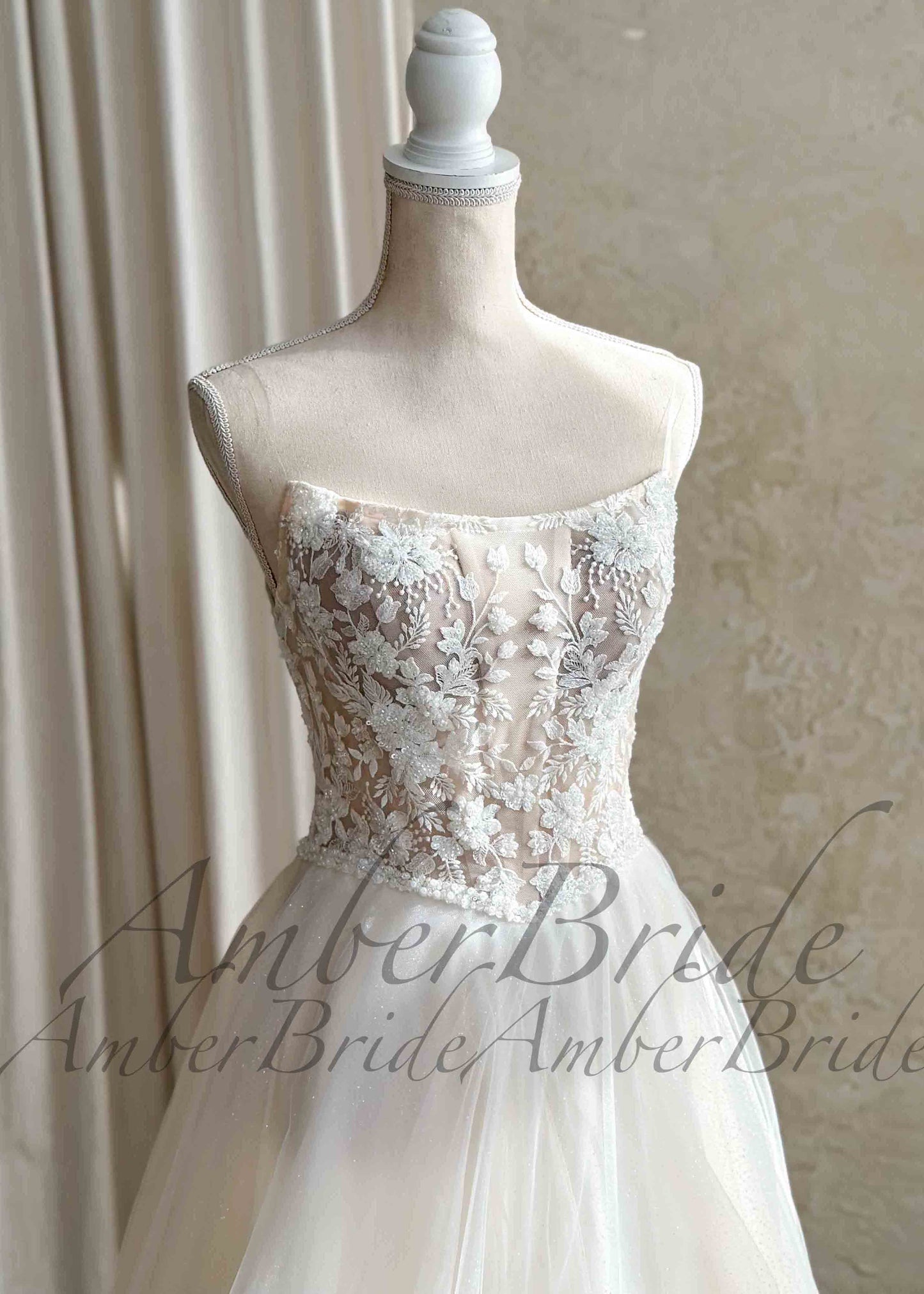 Boho A-Line Wedding Dress with Floral Appliques and V-Shape Waistline