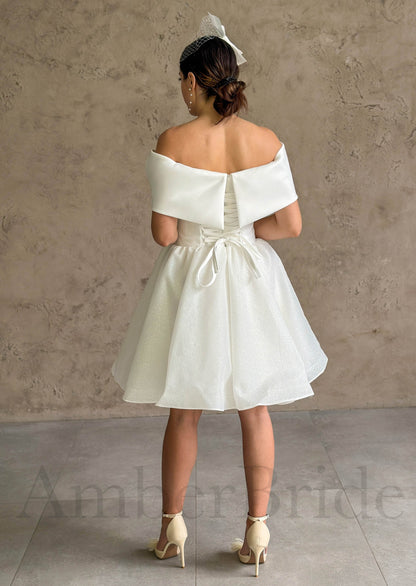 Elegant Knee-Length Wedding Dress with Off-the-Shoulder Design