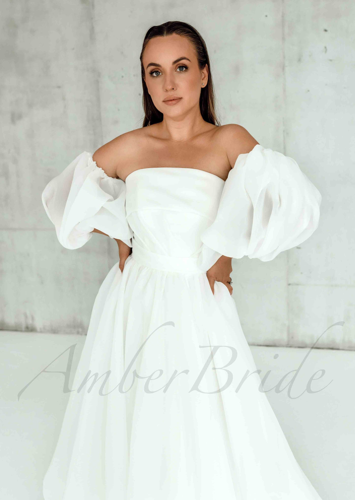 Elegant A Line Organza Wedding Dress with Strapless Design and Puffed Sleeves