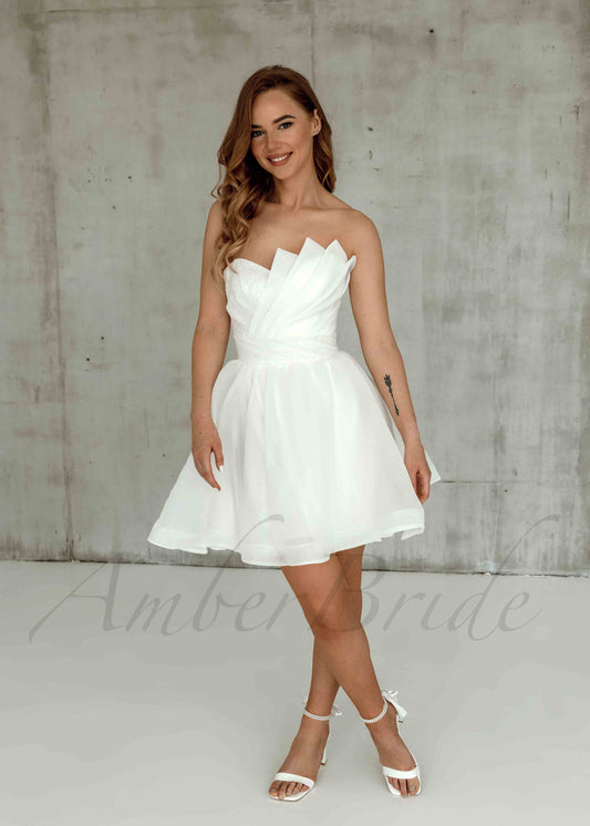 Exquisite Knee Length Organza Dress with Strapless Folded Design