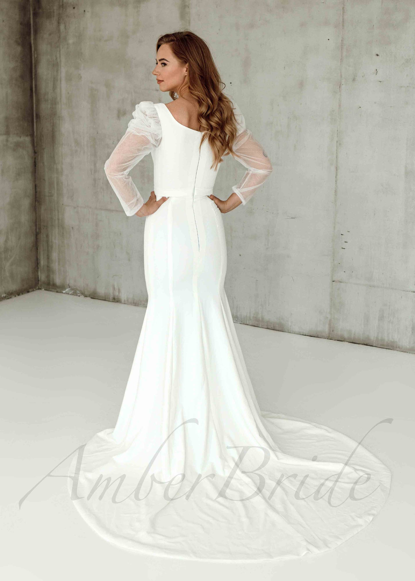 Simple Mermaid Satin Wedding Dress with Puffy Shoulders Long Sleeve