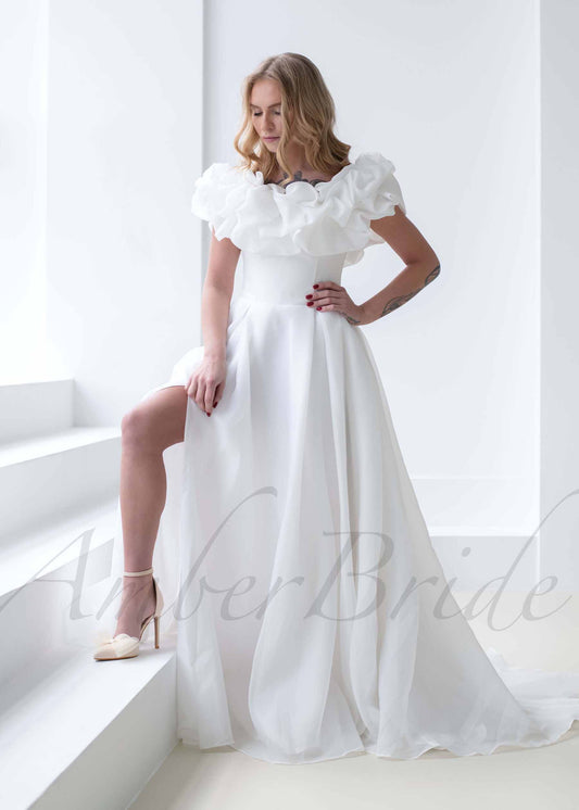 Exquisite A Line Organza Wedding Dress with Strapless Design and Corset