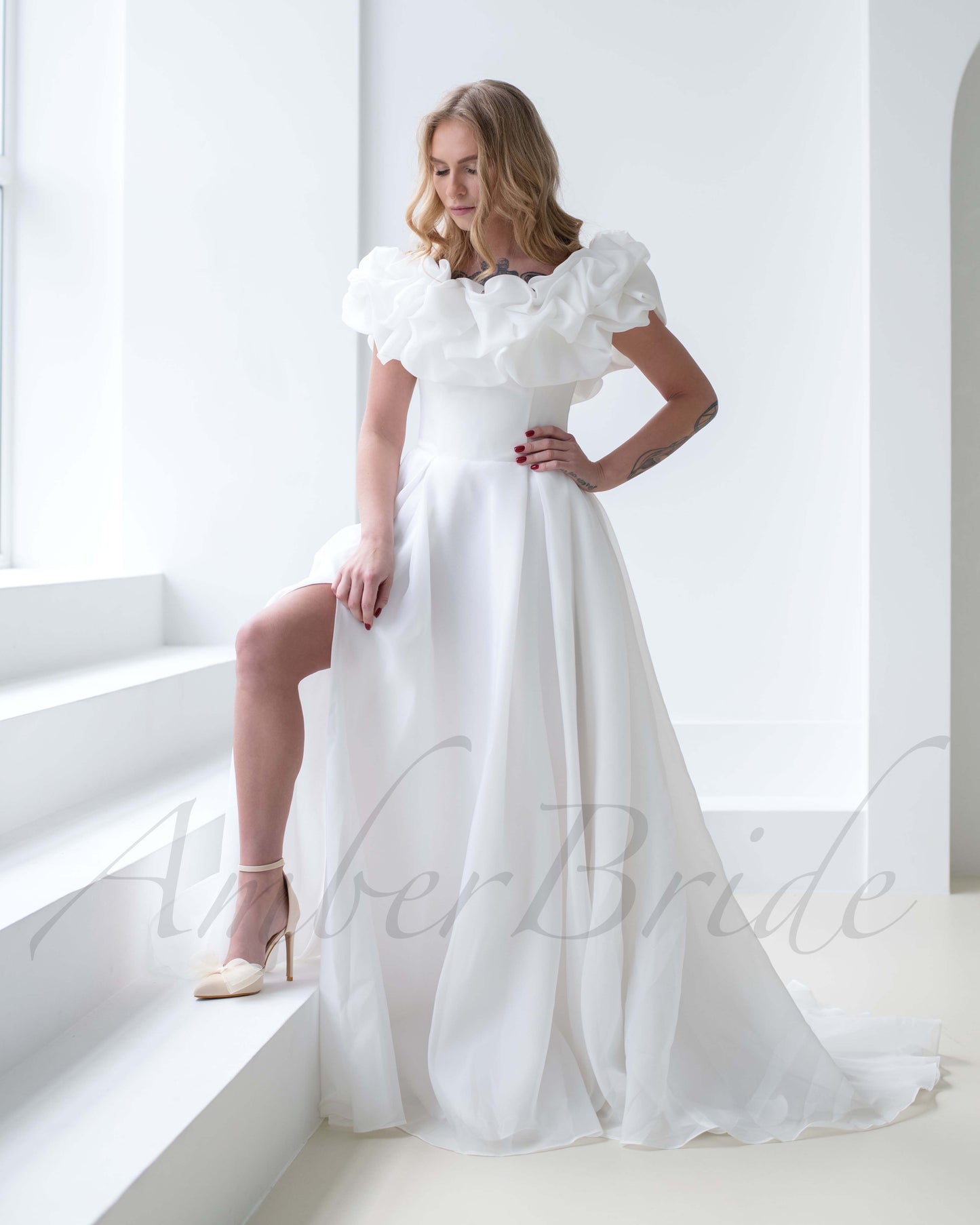 STOCK SELL-OUT: Exquisite A Line Organza Wedding Dress with Strapless Design and Corset