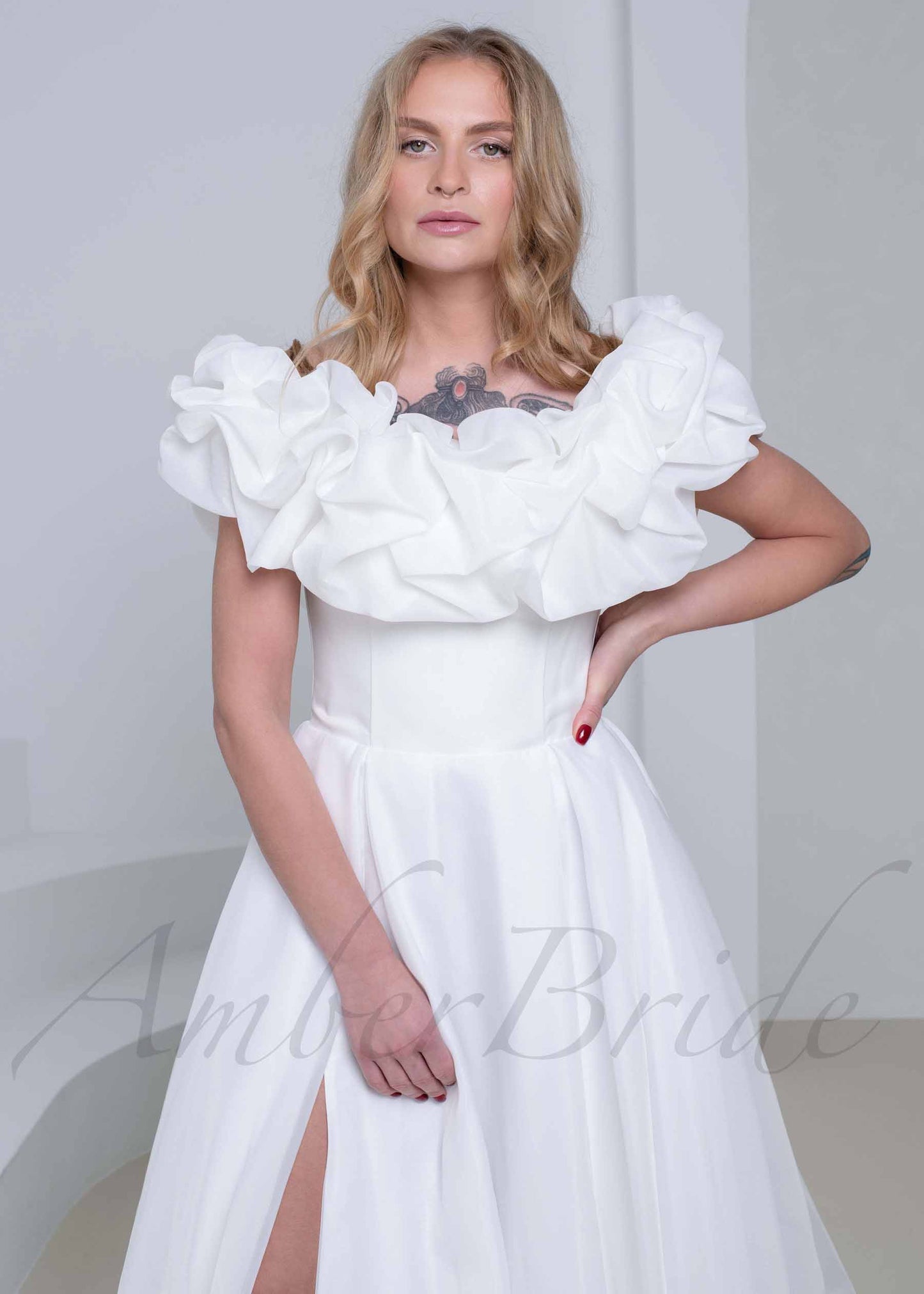 Exquisite A Line Organza Wedding Dress with Strapless Design and Corset