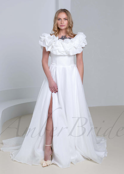 Exquisite A Line Organza Wedding Dress with Strapless Design and Corset