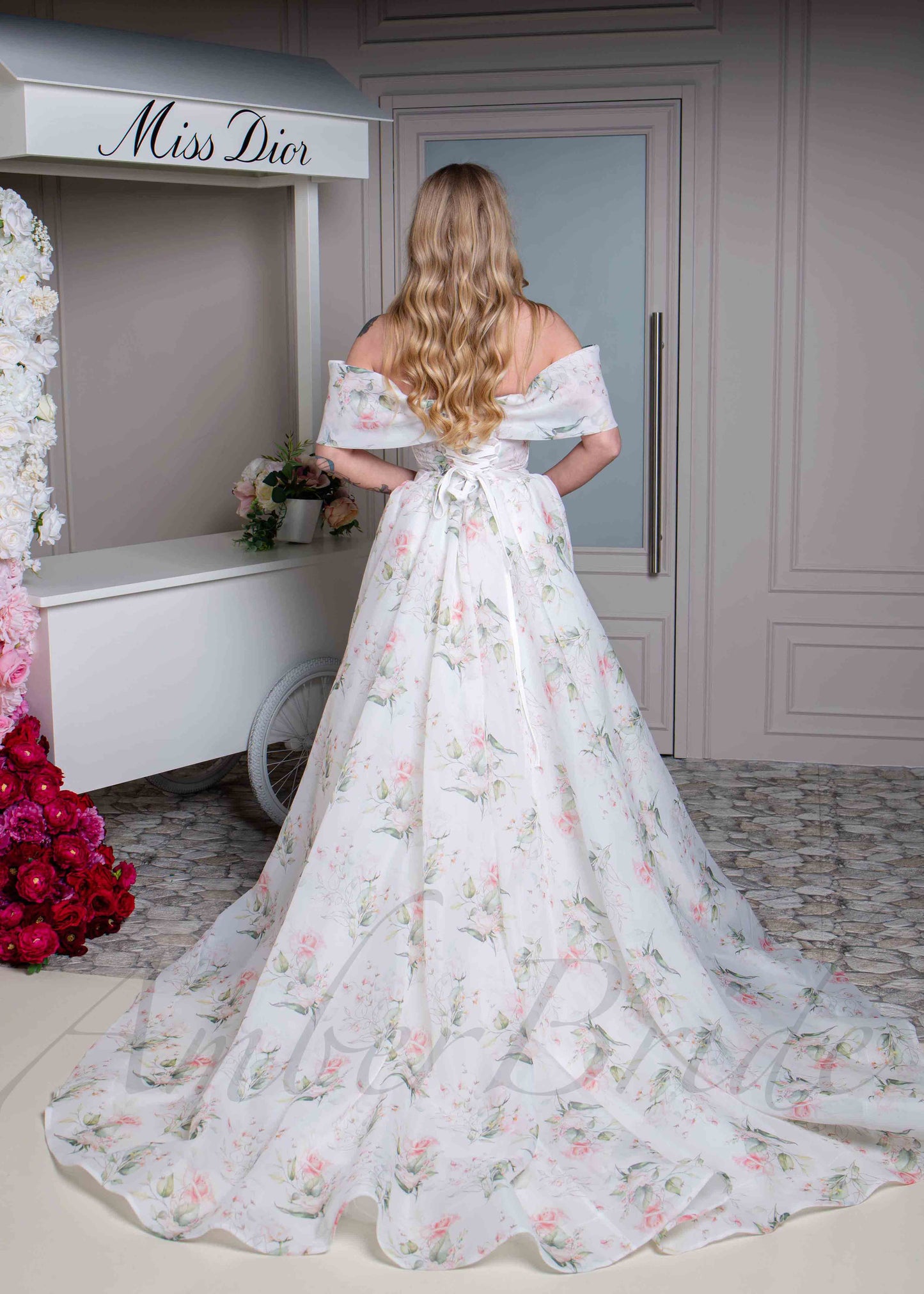 Romantic A Line Organza Wedding Dress with Floral Print and Detachable Bishop Sleeves