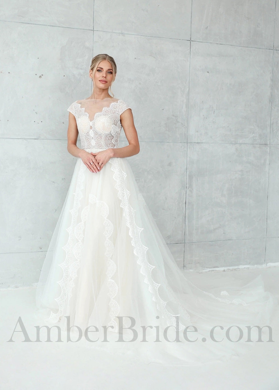 Boho A-Line Wedding Dress with Lace Top and Tulle Skirt