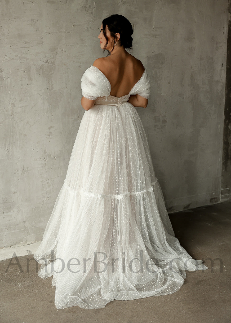 Rustic Ball Gown Country Style Off The Shoulder Tulle Wedding Dress - AmberBride